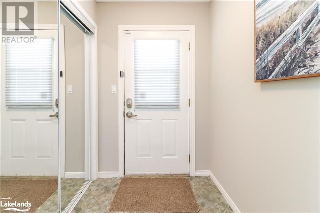 926 Cedar Pointe Court, Collingwood, Ontario  L9Y 5C7 - Photo 3 - 40557541