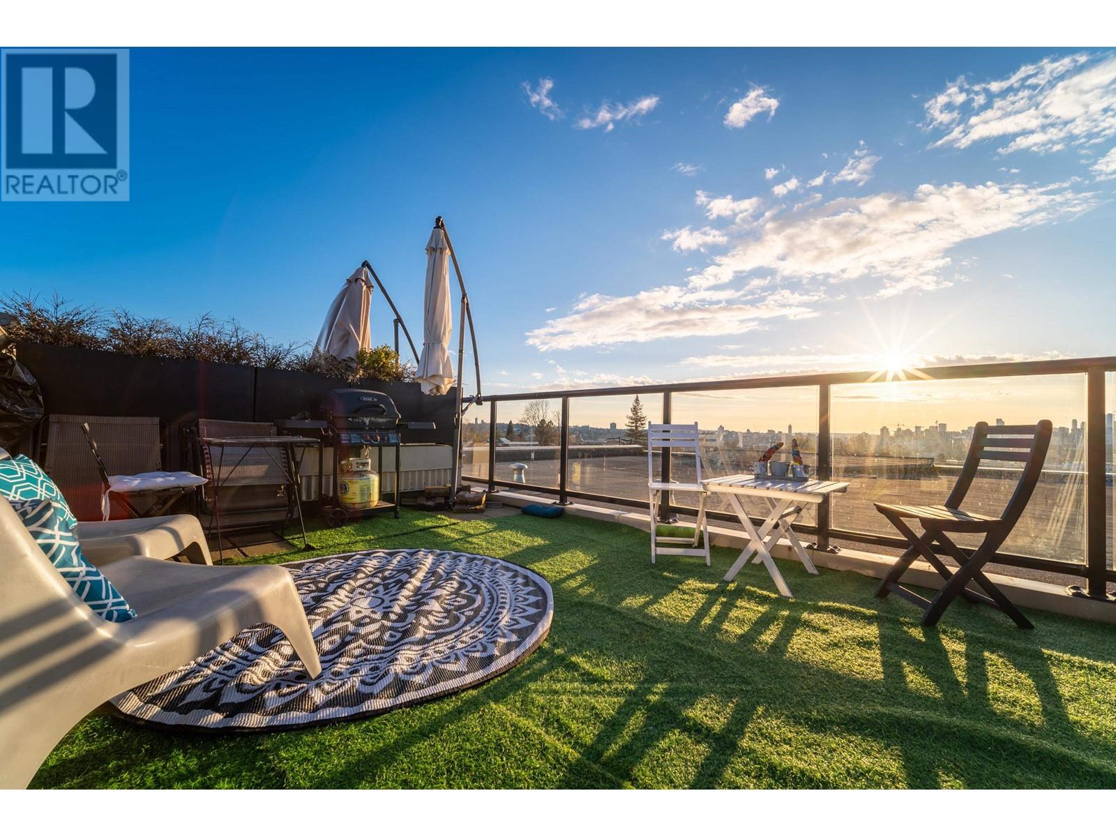 406 1718 Venables Street, Vancouver, British Columbia  V5L 2H4 - Photo 2 - R2862471