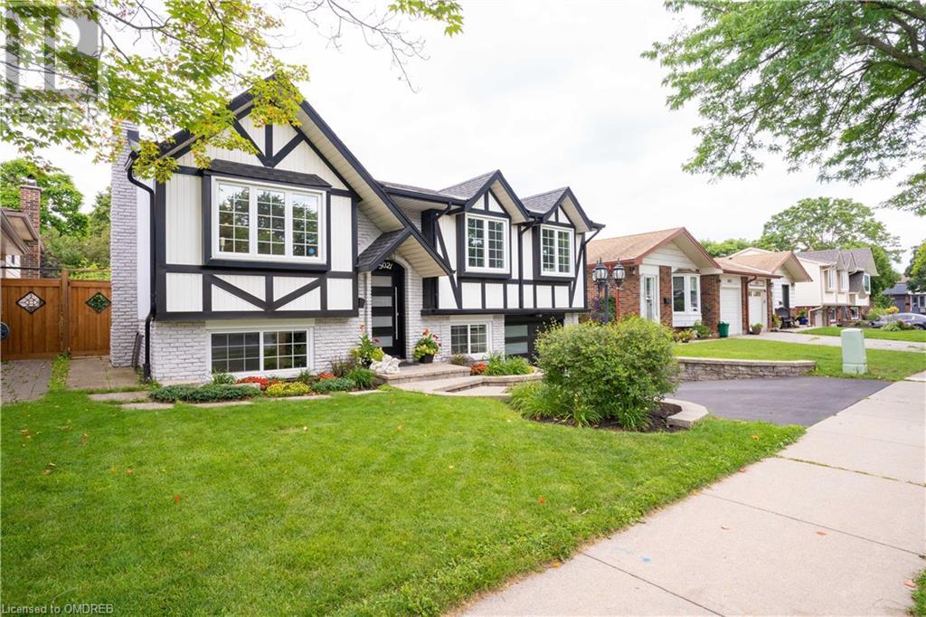 5021 Brady Avenue, Burlington, Ontario  L7L 3X5 - Photo 3 - 40556610
