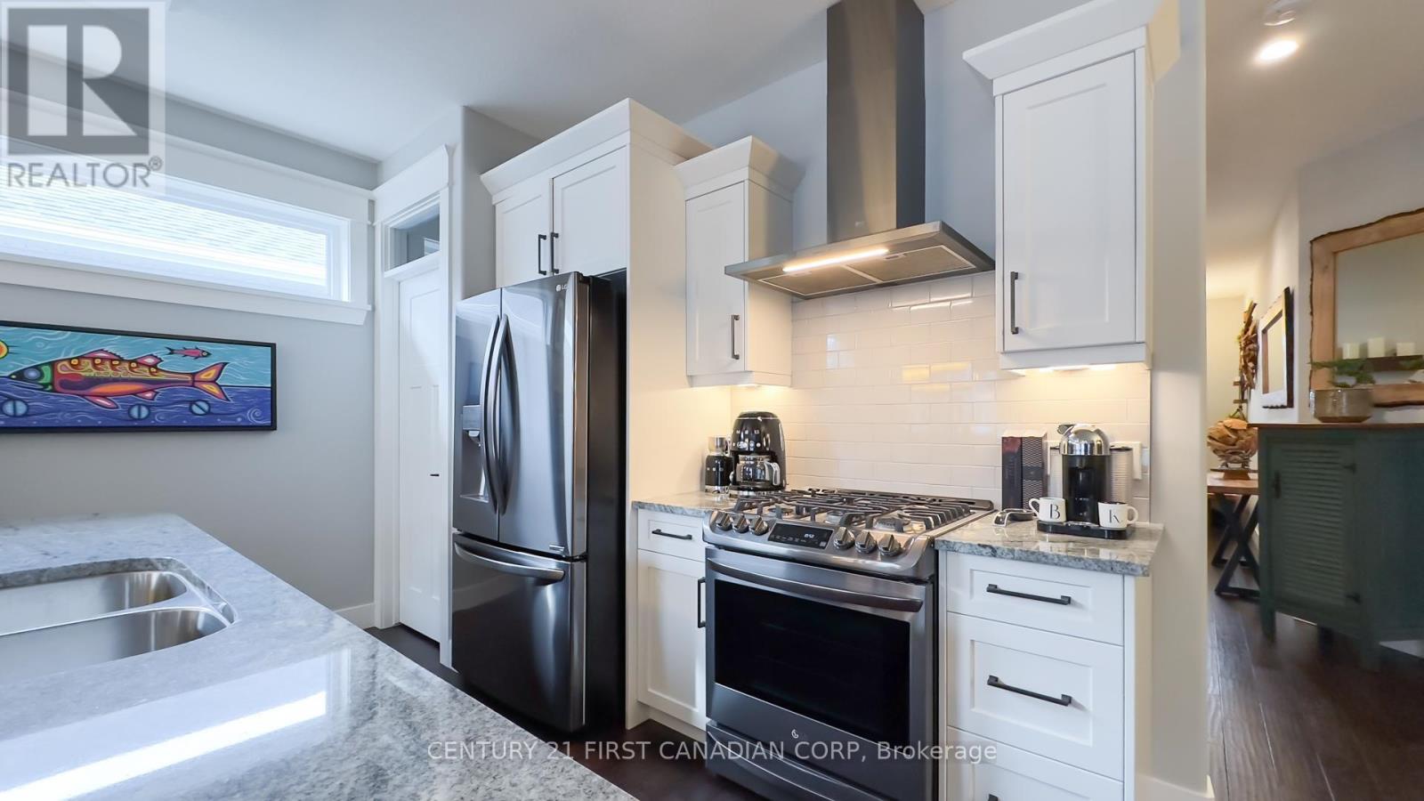 #34 -7 Sunrise Lane, Lambton Shores, Ontario  N0M 1T0 - Photo 8 - X8169816