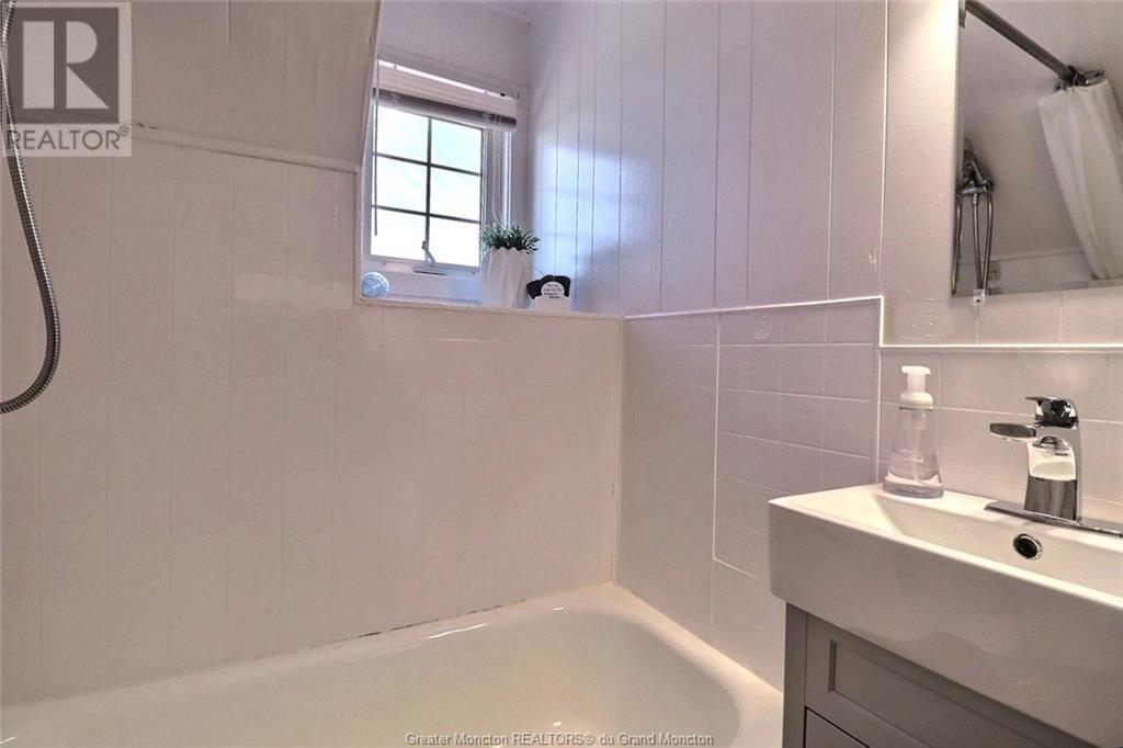 173 Church St, Moncton, New Brunswick  E1C 4Z8 - Photo 47 - M158183