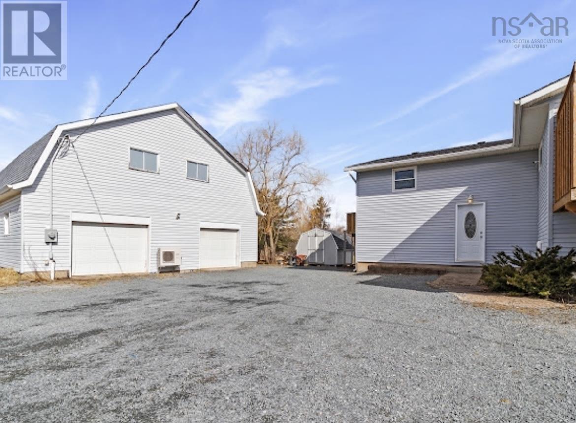 1316 Highway 2, Lantz, Nova Scotia  B2S 1Y8 - Photo 2 - 202405357