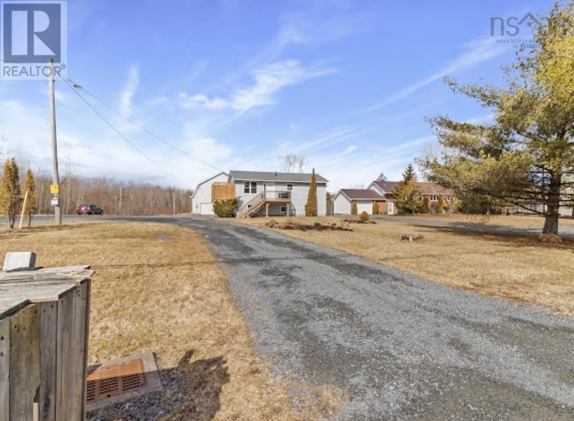 1316 Highway 2, Lantz, Nova Scotia  B2S 1Y8 - Photo 4 - 202405357