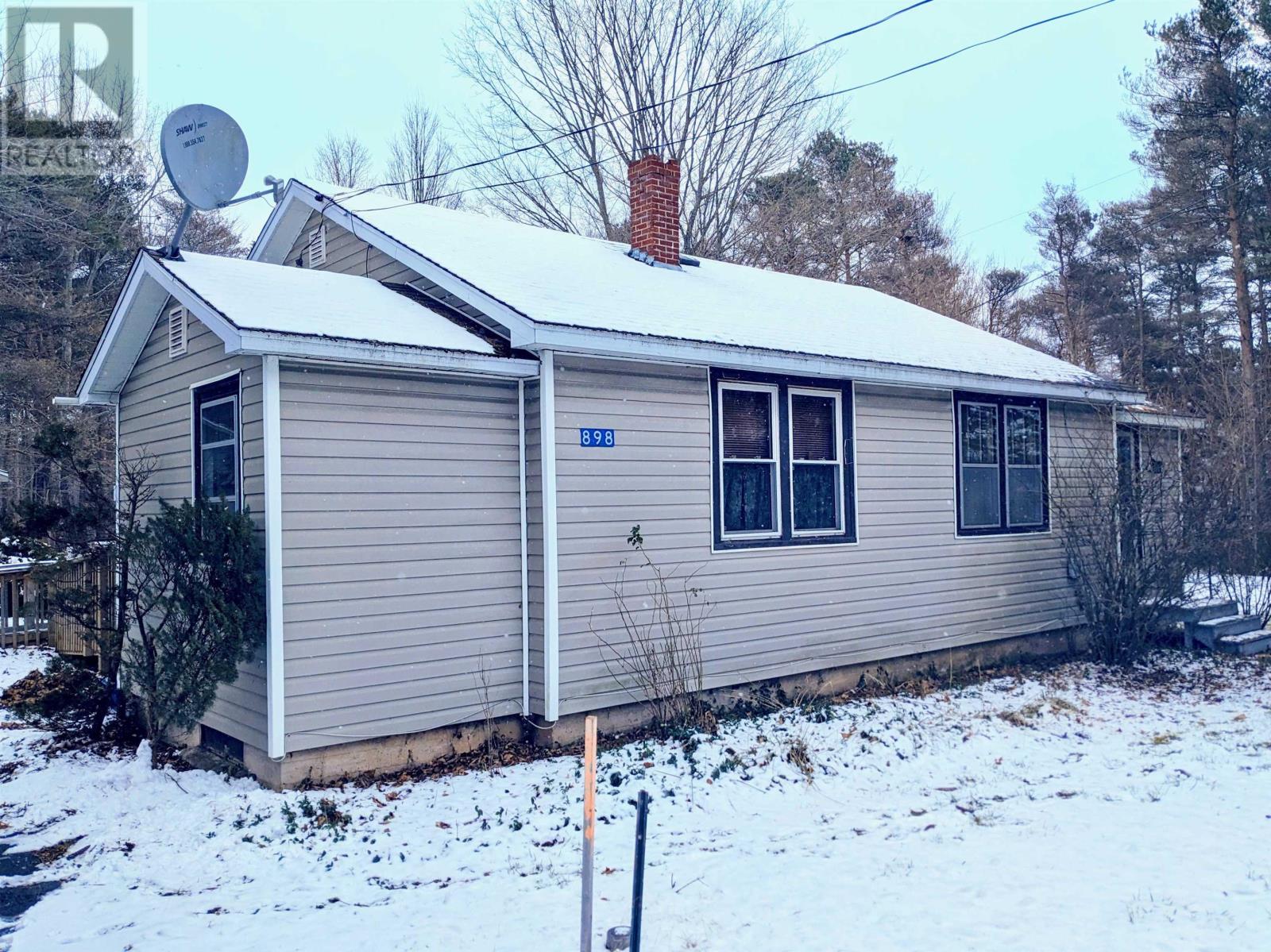 898 Windermere Road, South Berwick, Nova Scotia  B0P 1E0 - Photo 1 - 202405372