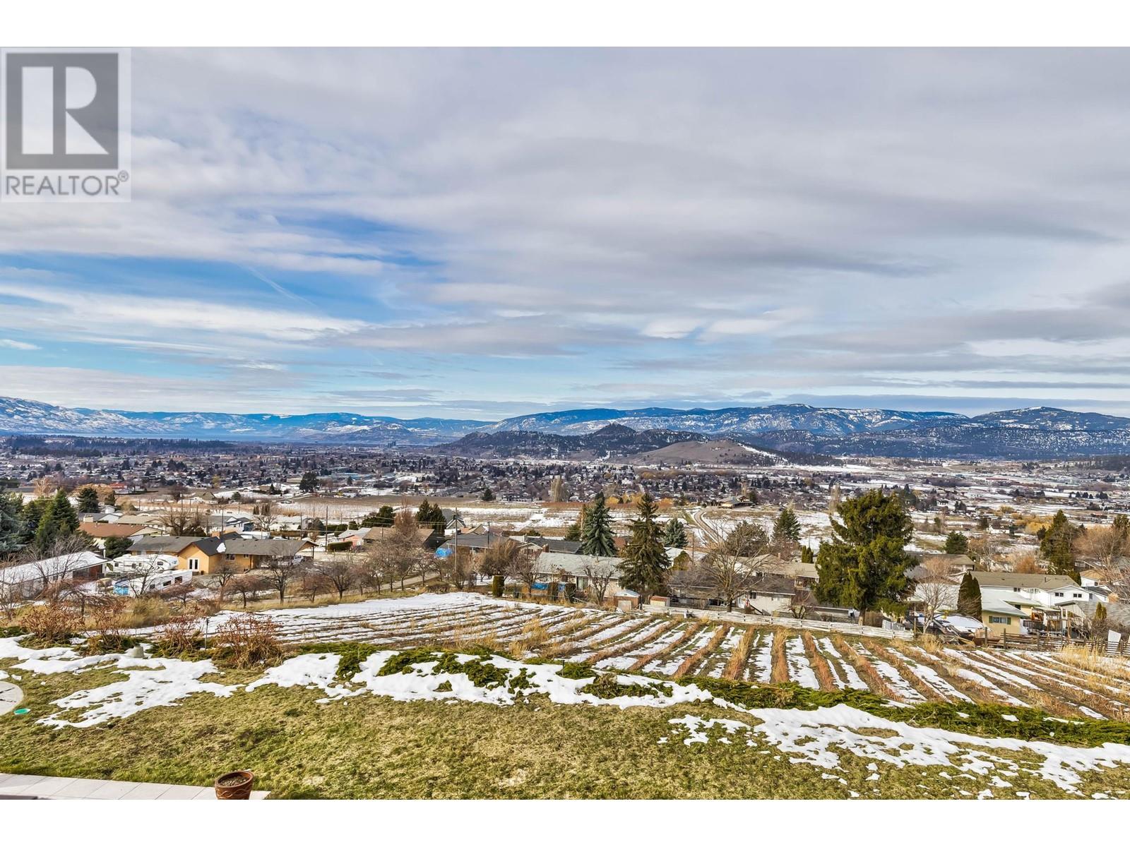 1135 Graf Road Kelowna