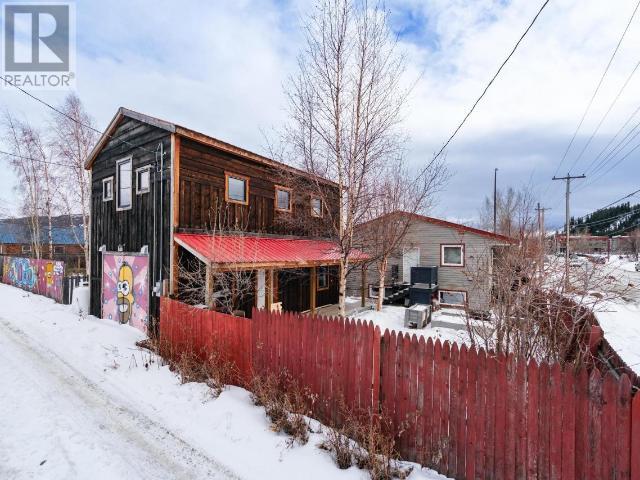 512 Jarvis Street, Whitehorse, Yukon  Y1A 2H6 - Photo 2 - 15493