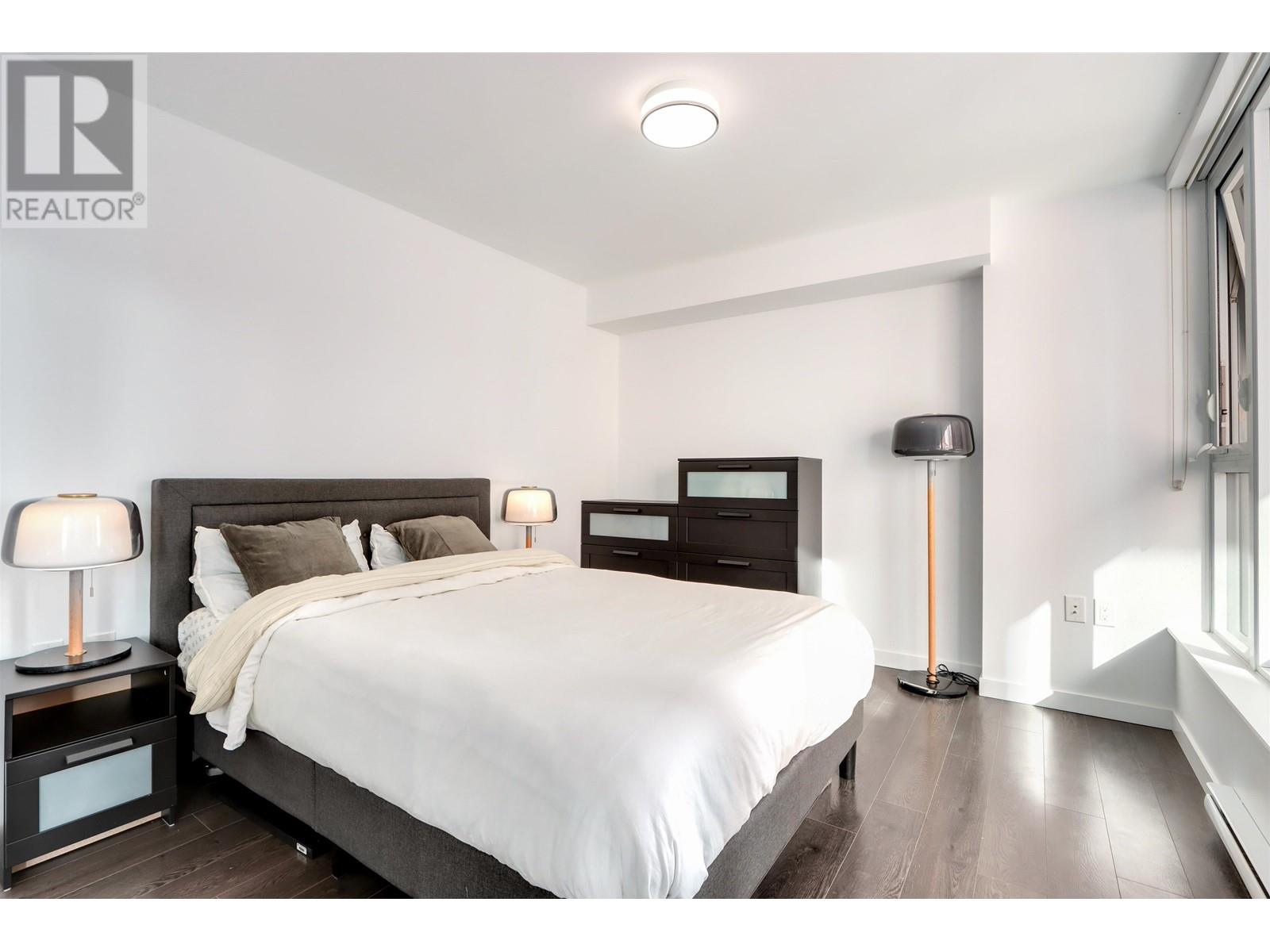 301 983 East Hastings Street, Vancouver, British Columbia  V6A 0G9 - Photo 11 - R2862544