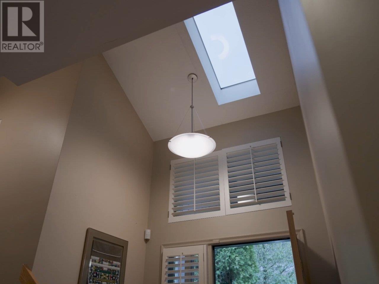 5615 Eagle Court, North Vancouver, British Columbia  V7R 4V4 - Photo 28 - R2862488