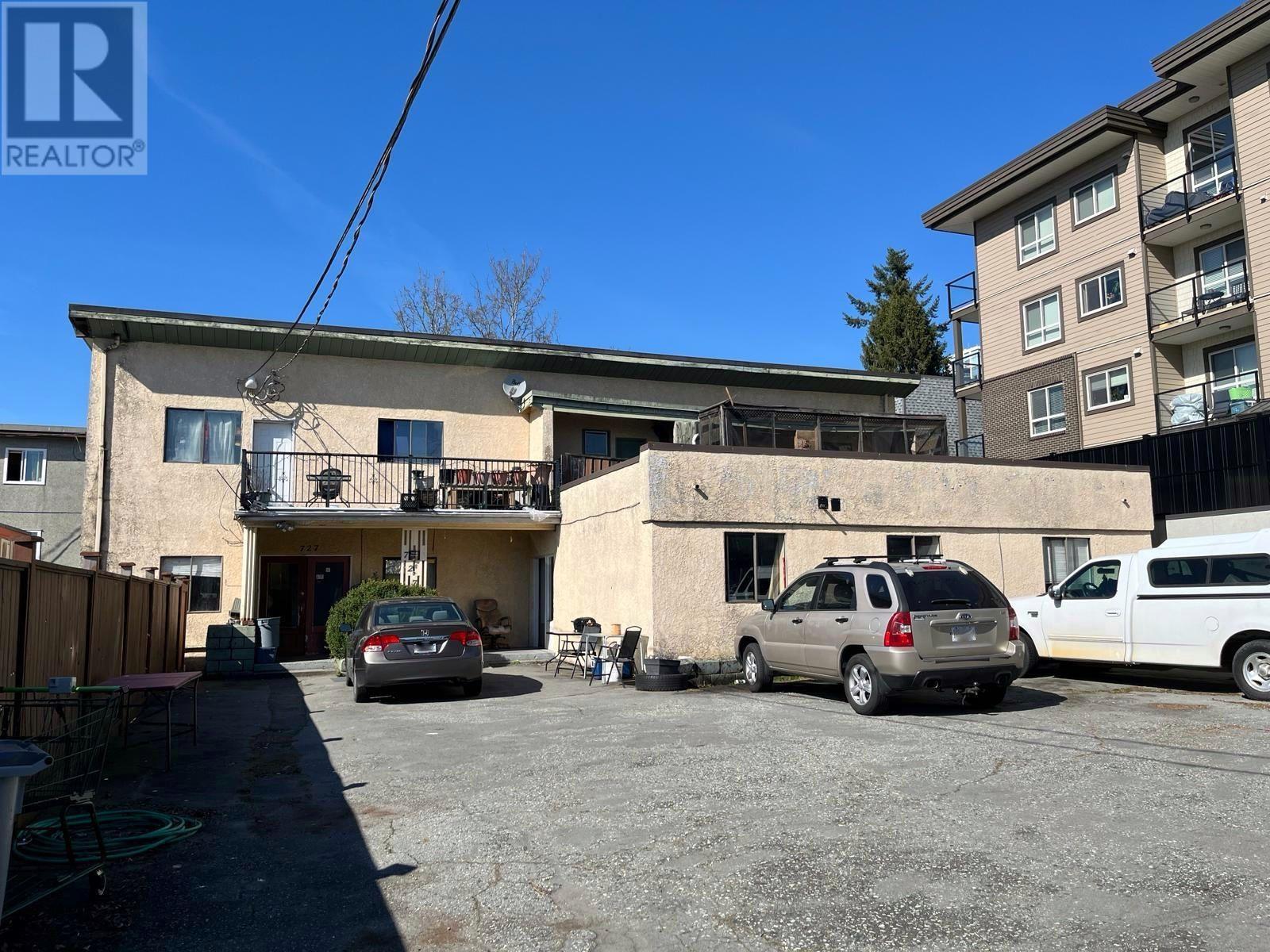 727 Fourth Avenue, New Westminster, British Columbia  V3L 2W4 - Photo 1 - C8058667