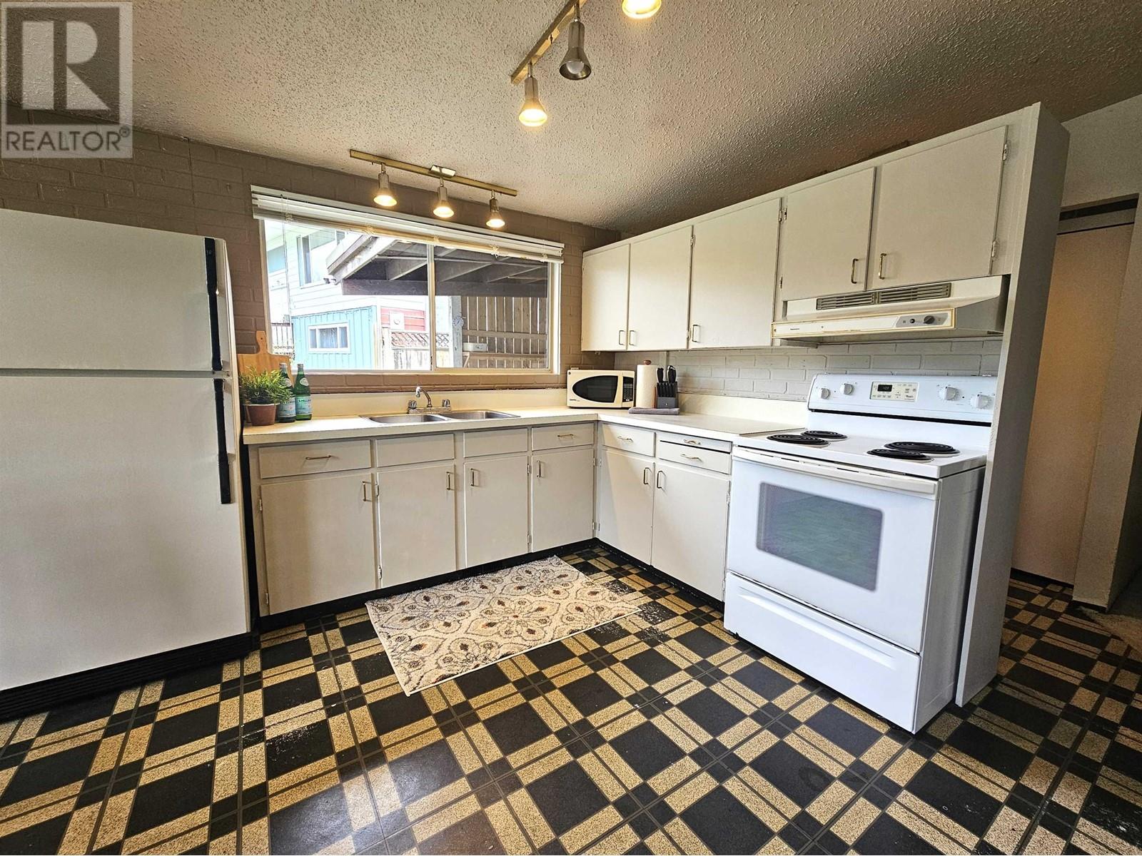 1802 Garden Place, Squamish, British Columbia  V8B 0X5 - Photo 7 - R2862552