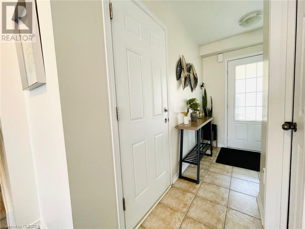 4 Avedisian Street, Brantford, Ontario  N3T 0G8 - Photo 4 - 40560253