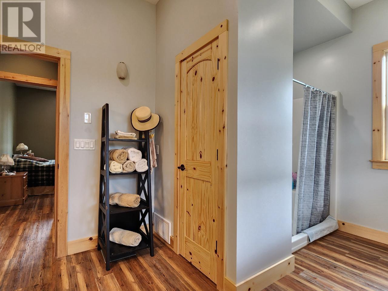 3630 Sharptail Road, Clinton, British Columbia   - Photo 22 - 177391