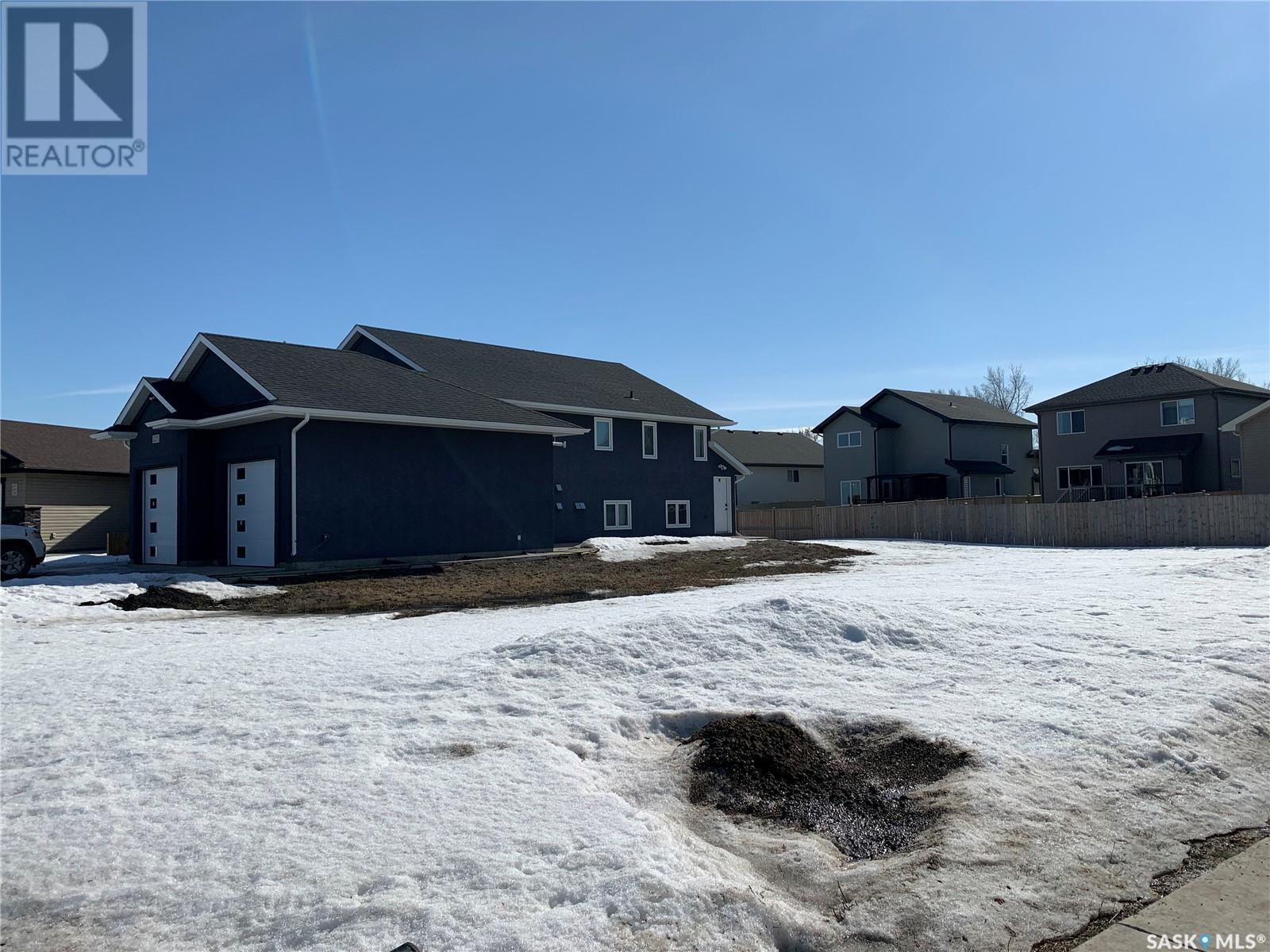 231 Lehrer Place, Saskatoon, Saskatchewan  S7R 0L4 - Photo 2 - SK962937