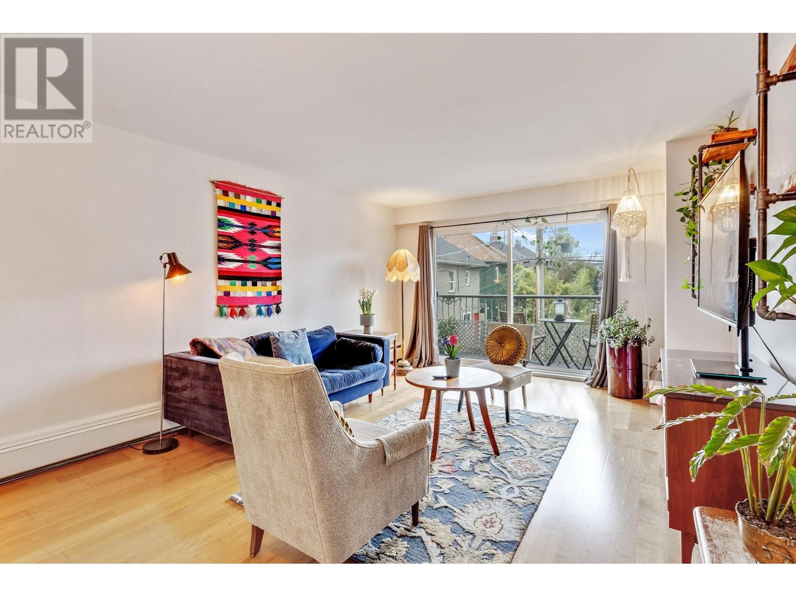 304 1611 E 3rd Avenue, Vancouver, British Columbia  V5N 1H1 - Photo 3 - R2862558