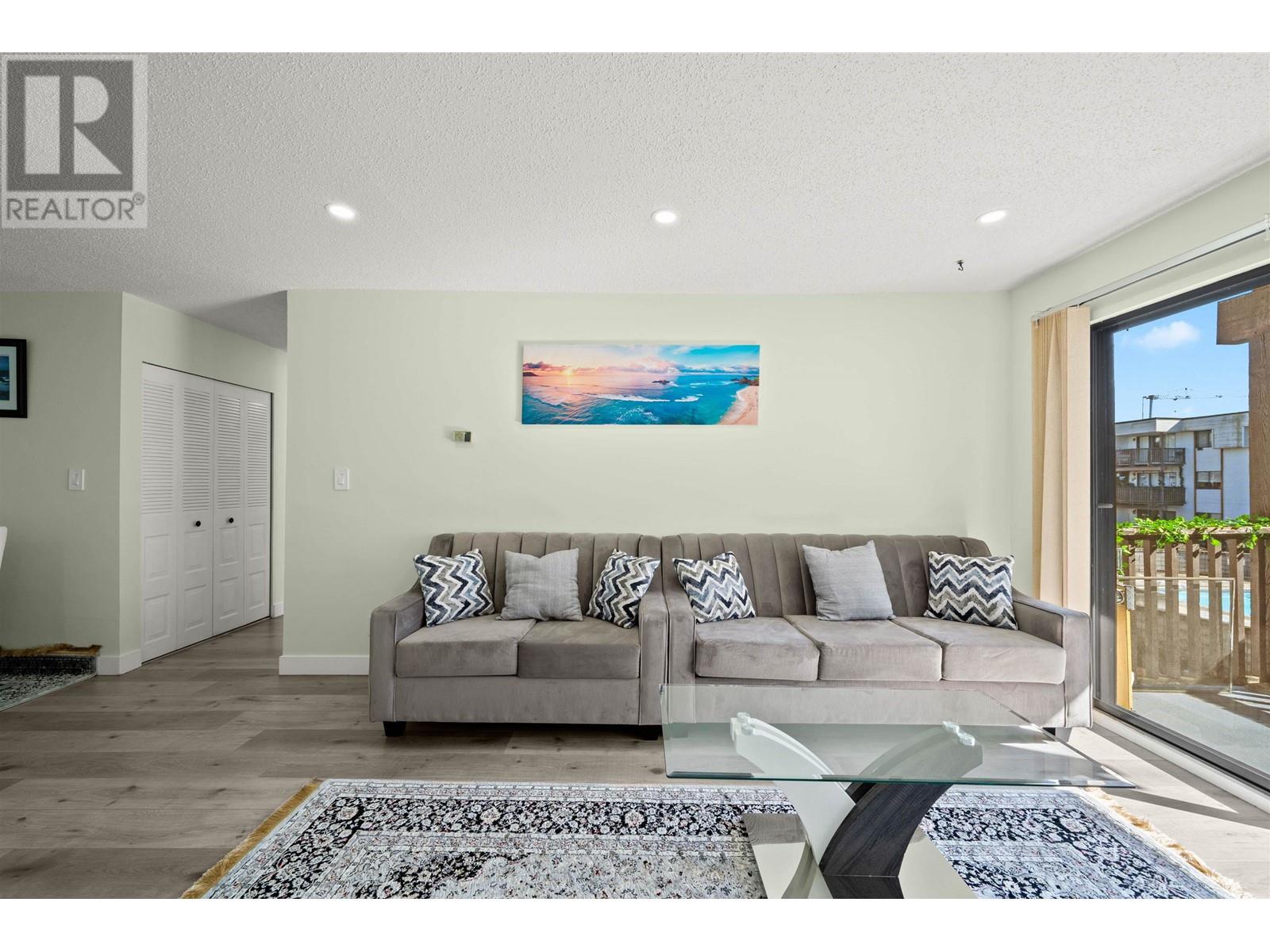 219 12170 222 Street, Maple Ridge, British Columbia  V2X 8H1 - Photo 3 - R2862611