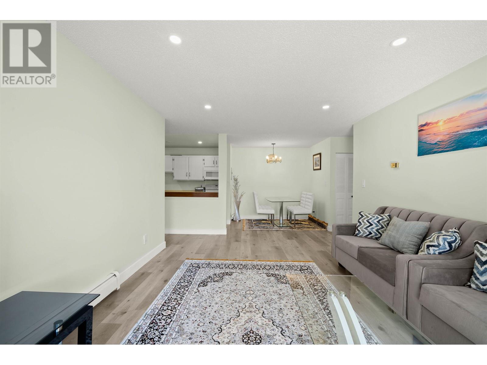 219 12170 222 Street, Maple Ridge, British Columbia  V2X 8H1 - Photo 4 - R2862611