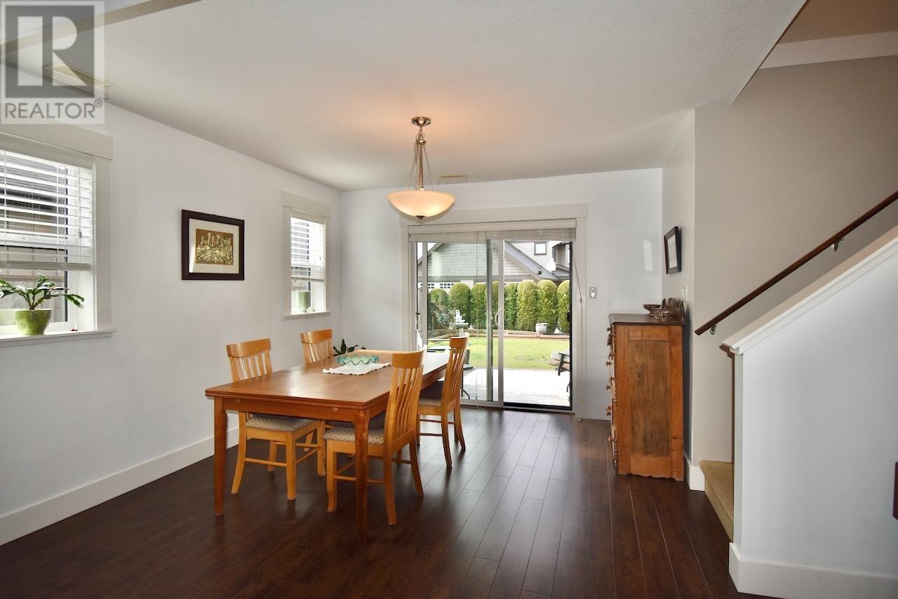 1047 Woodsworth Road, Gibsons, British Columbia  V0N 1V7 - Photo 10 - R2862595