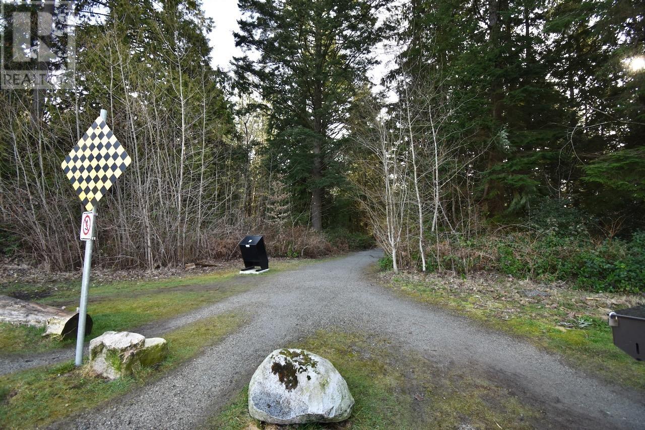 1047 Woodsworth Road, Gibsons, British Columbia  V0N 1V7 - Photo 35 - R2862595