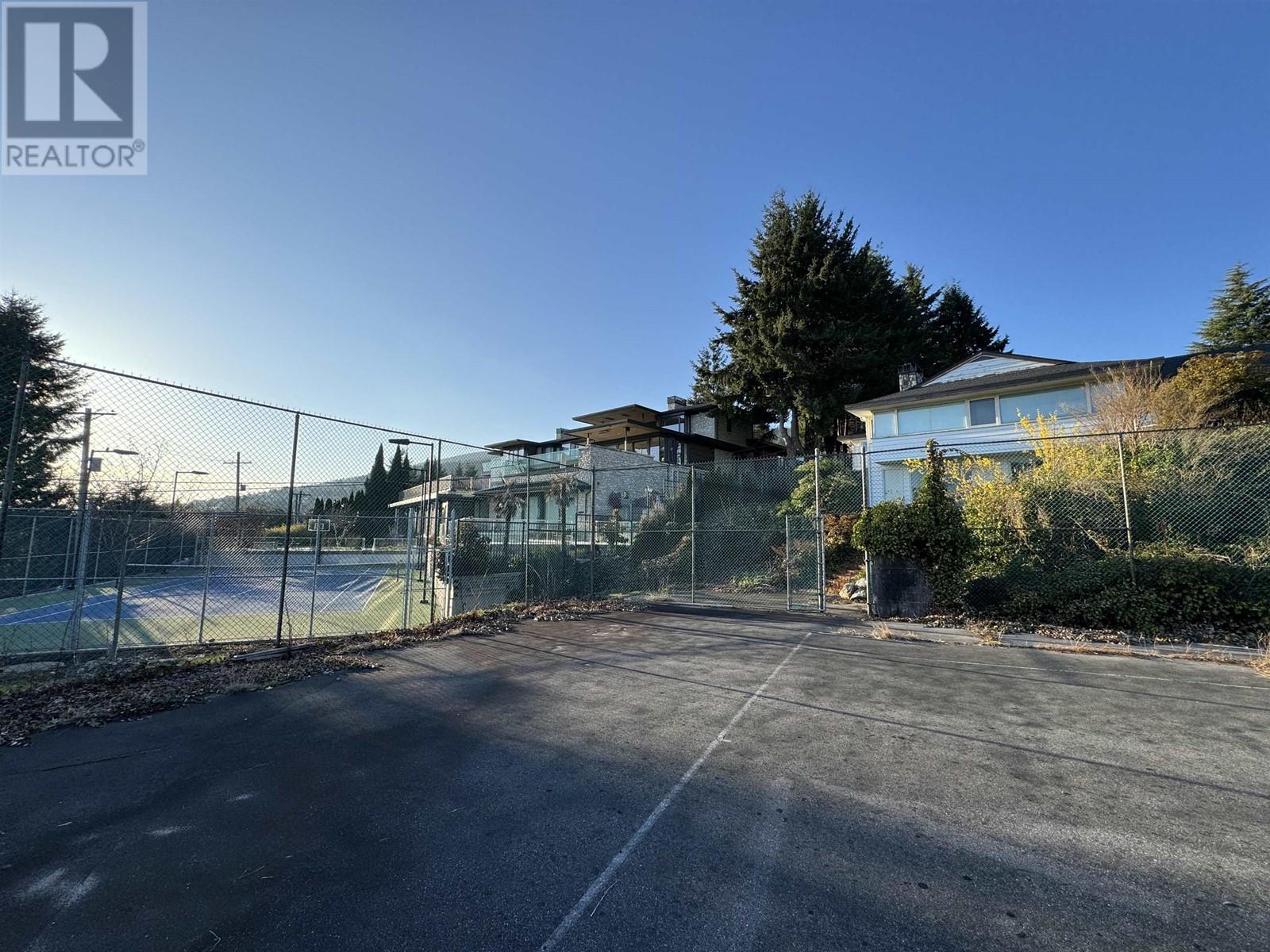 1028 Eyremount Drive, West Vancouver, British Columbia  V7S 2B3 - Photo 15 - R2862600