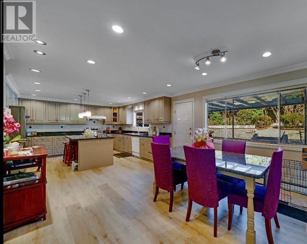 6169 Lochdale Street, Burnaby, British Columbia  V5B 2M6 - Photo 12 - R2862617