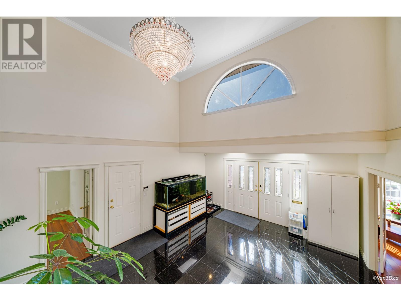 6169 Lochdale Street, Burnaby, British Columbia  V5B 2M6 - Photo 6 - R2862617
