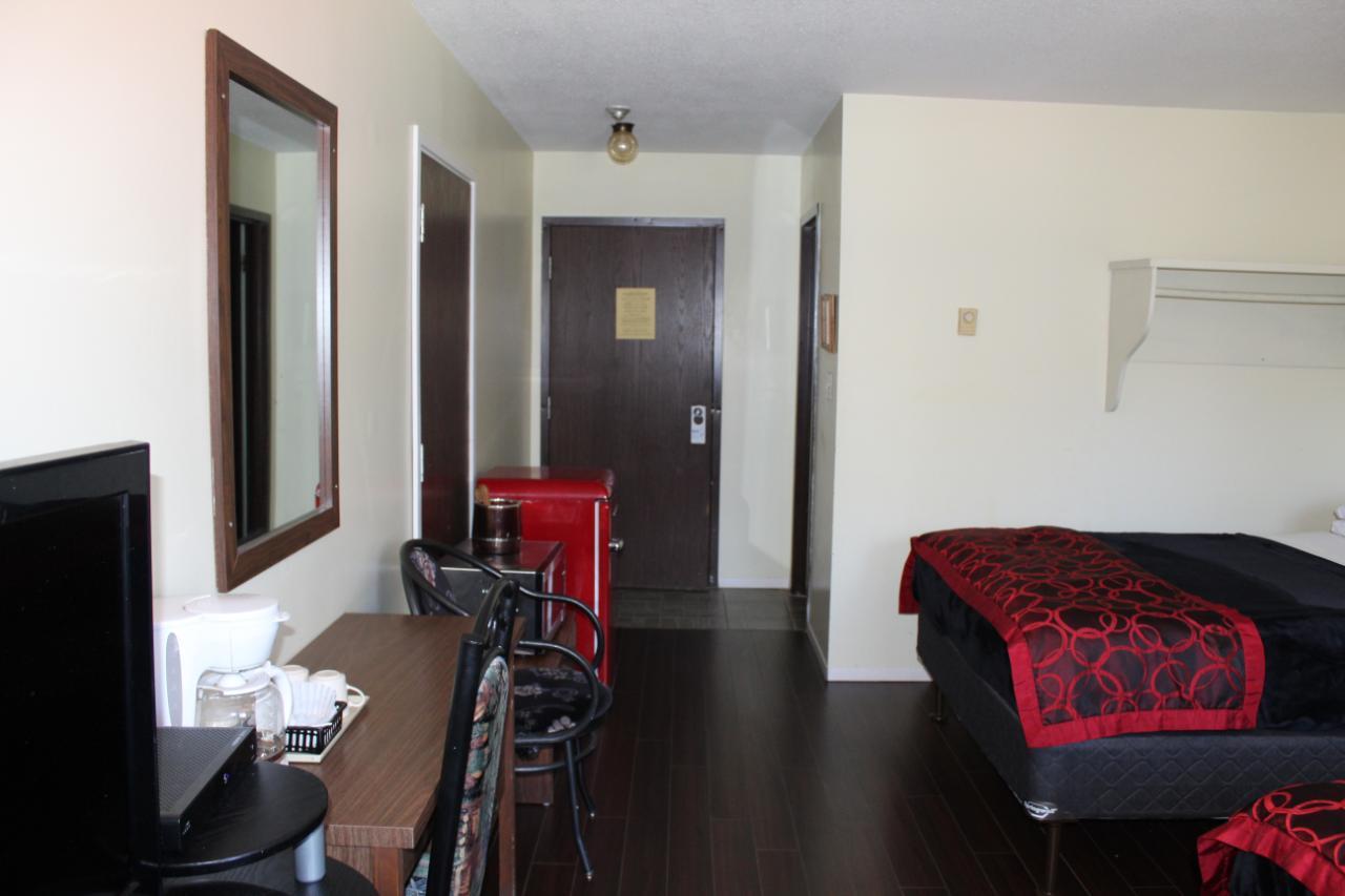 1867 Highway 3b, Village Of Fruitvale, British Columbia  V0G 1L1 - Photo 6 - 2475685