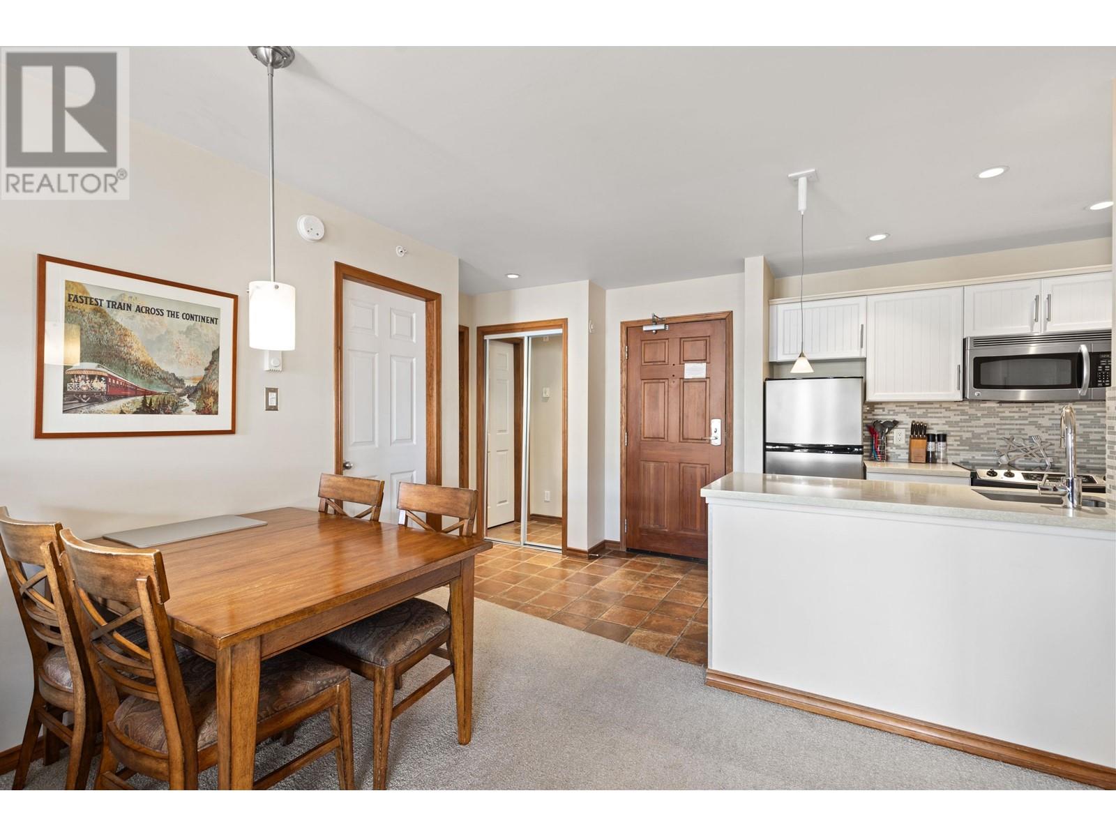 558 4800 Spearhead Drive, Whistler, British Columbia  V8E 1G1 - Photo 12 - R2862698