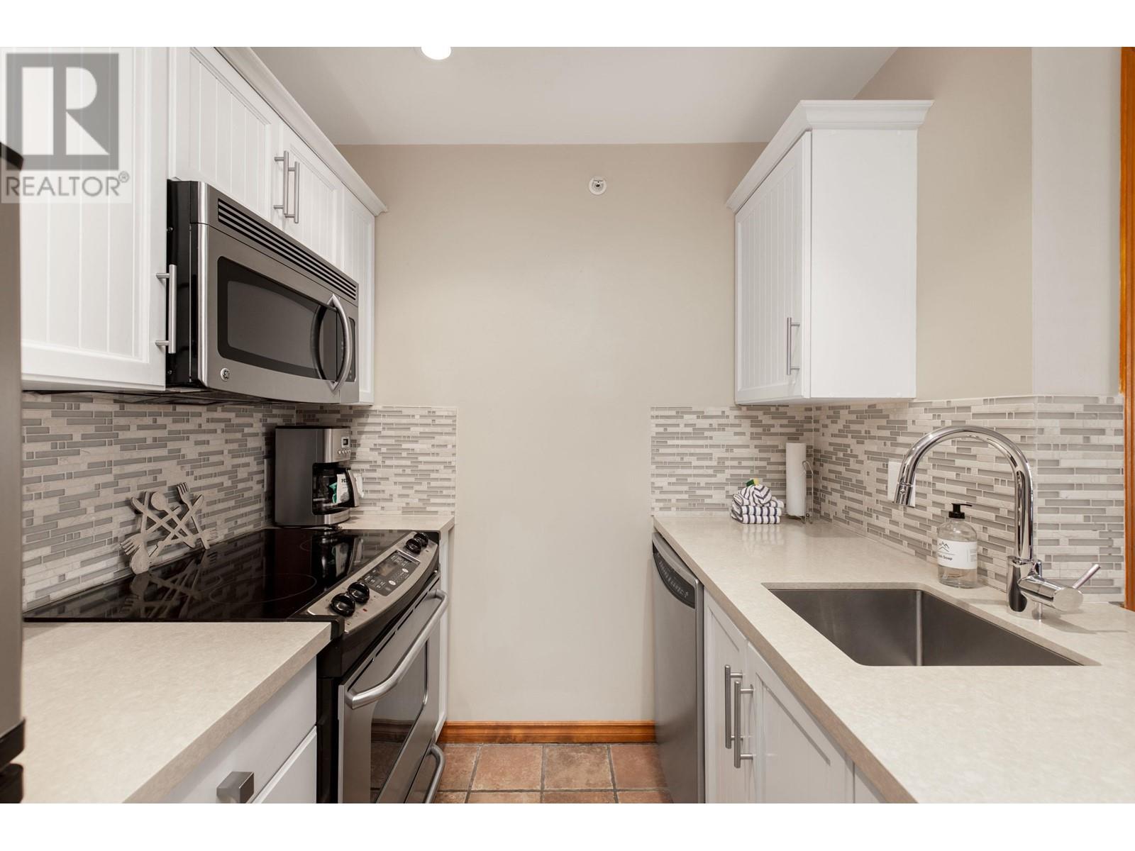558 4800 Spearhead Drive, Whistler, British Columbia  V8E 1G1 - Photo 15 - R2862698