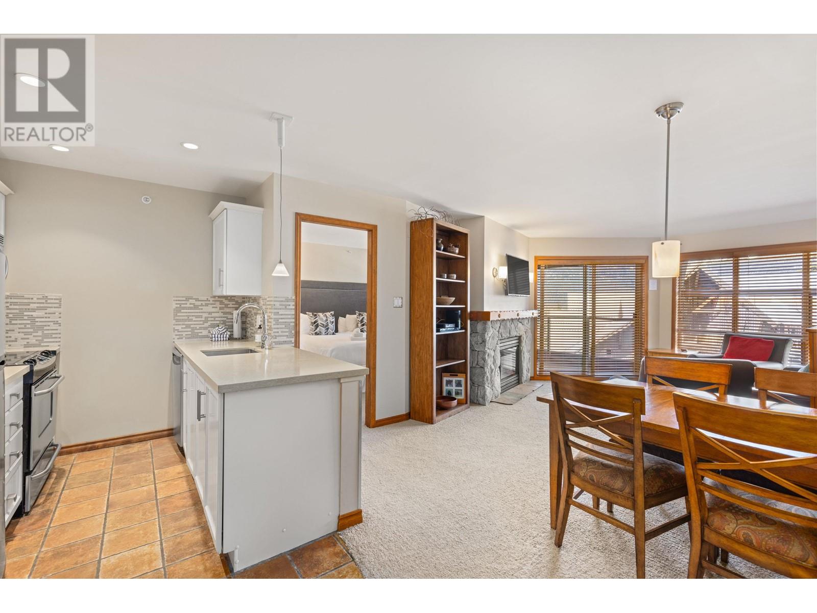 558 4800 Spearhead Drive, Whistler, British Columbia  V8E 1G1 - Photo 16 - R2862698