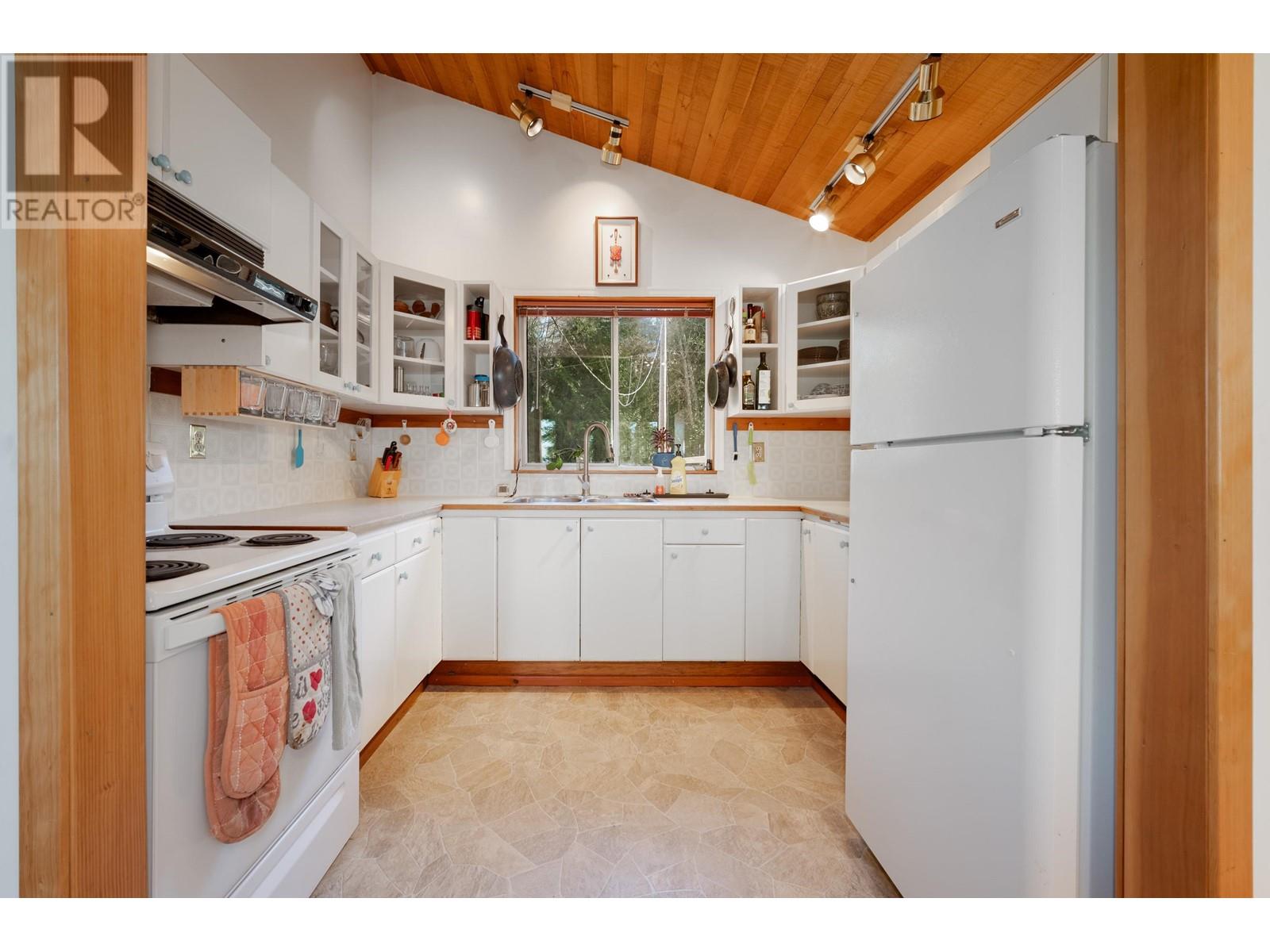 162 Spinnaker Drive, Mayne Island, British Columbia  V0N 2J2 - Photo 6 - R2862736