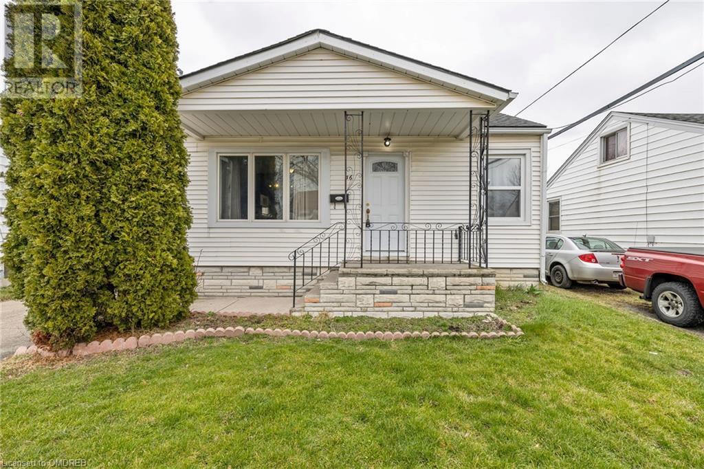 36 Parkview Road, St. Catharines, Ontario  L2M 5S1 - Photo 1 - 40560740