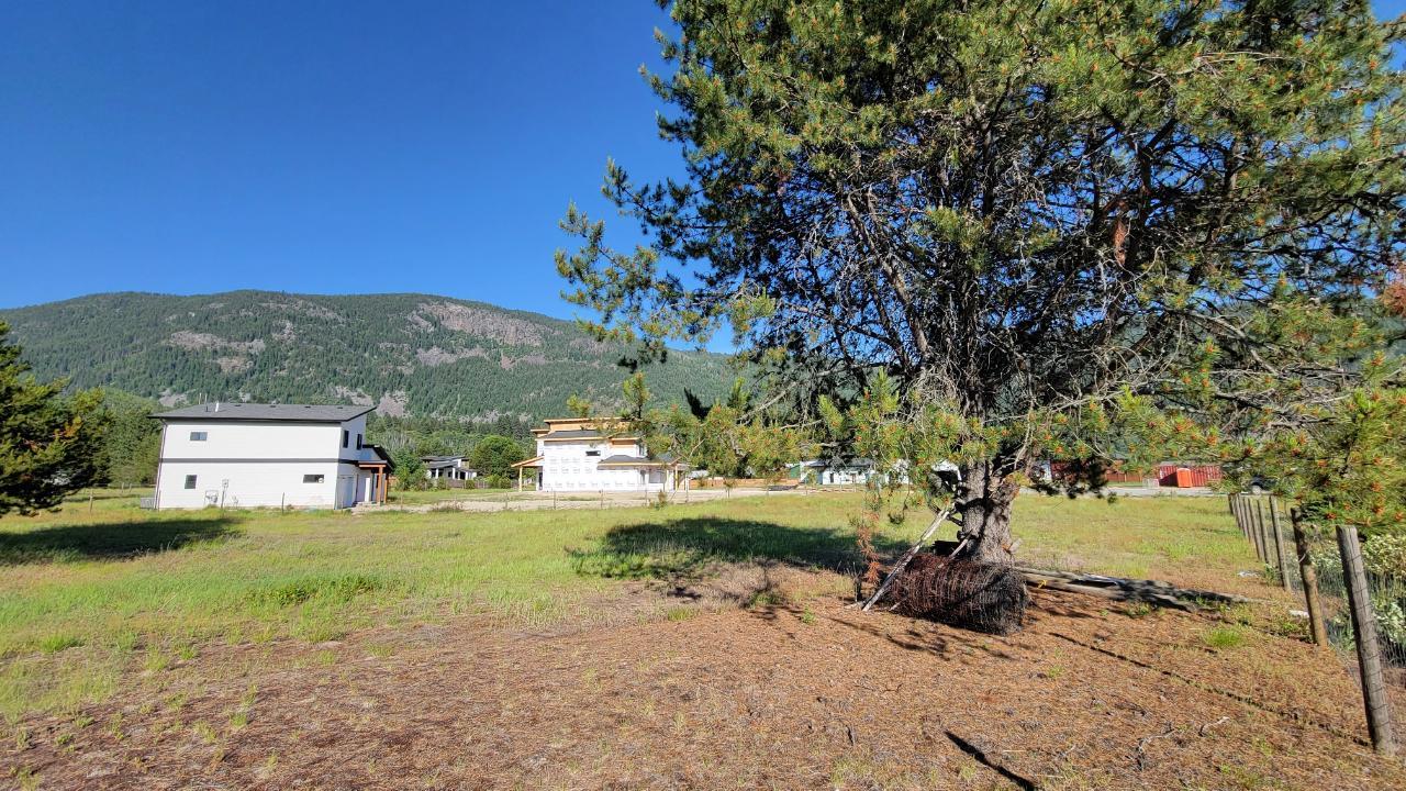 319 Elkview Trail, Castlegar, British Columbia  V1N 3H3 - Photo 6 - 2475664