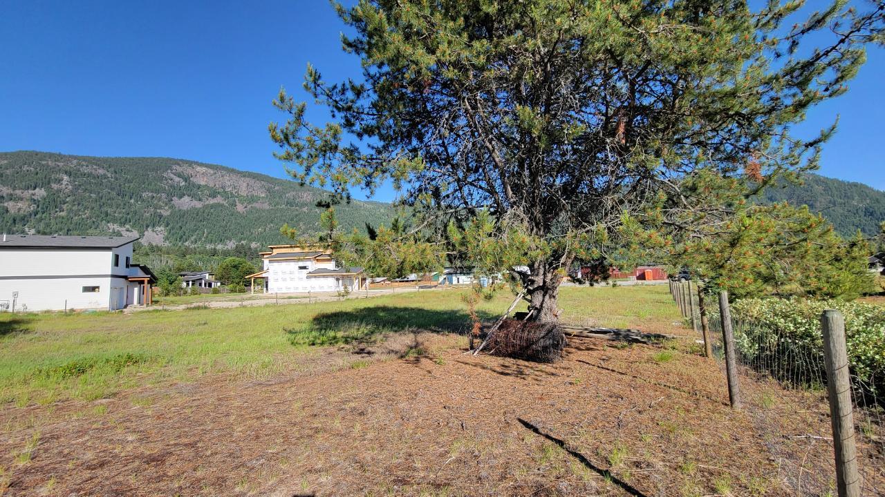 319 Elkview Trail, Castlegar, British Columbia  V1N 3H3 - Photo 7 - 2475664