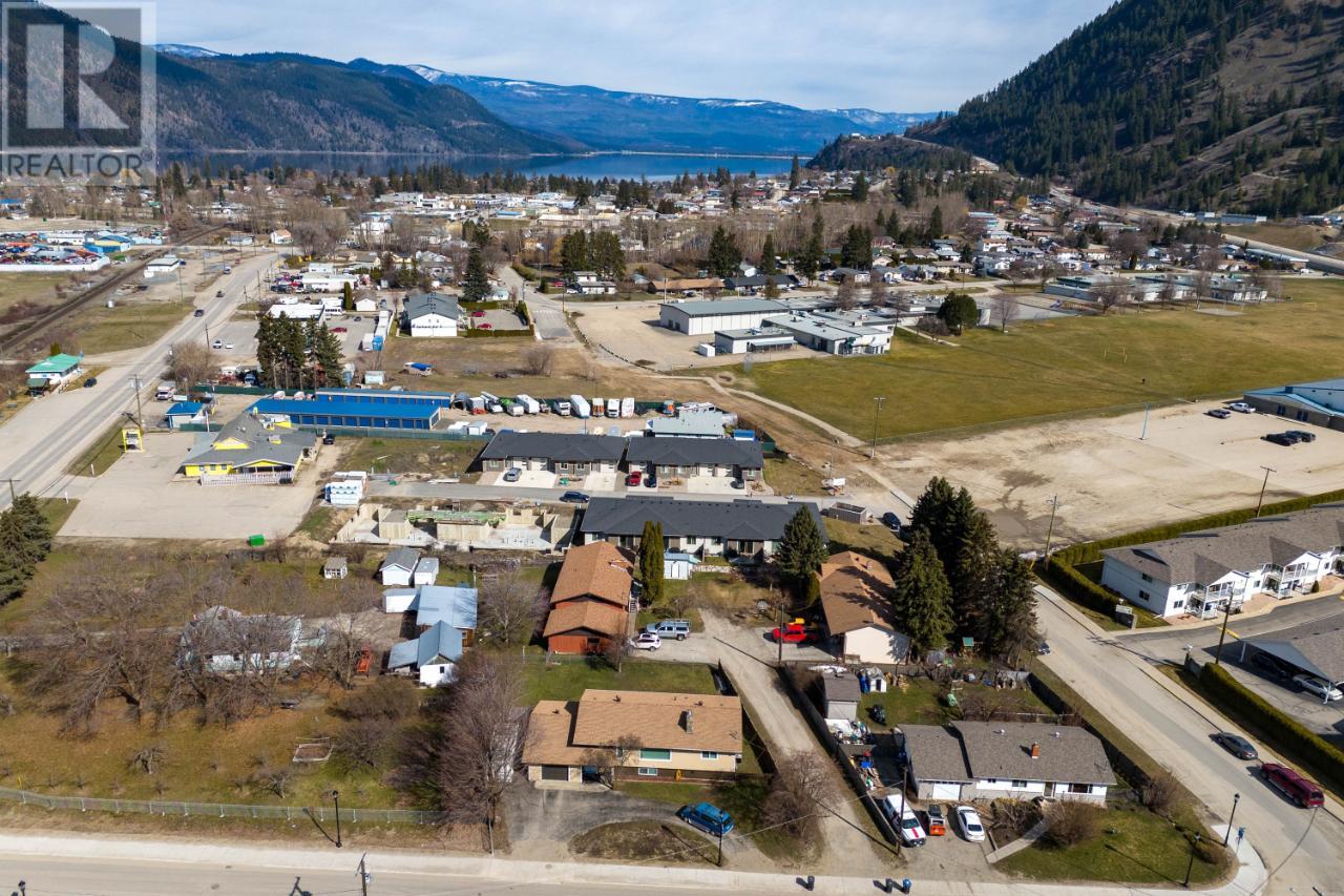 319 Brooke Drive, Chase, British Columbia  V0E 1M0 - Photo 27 - 177409