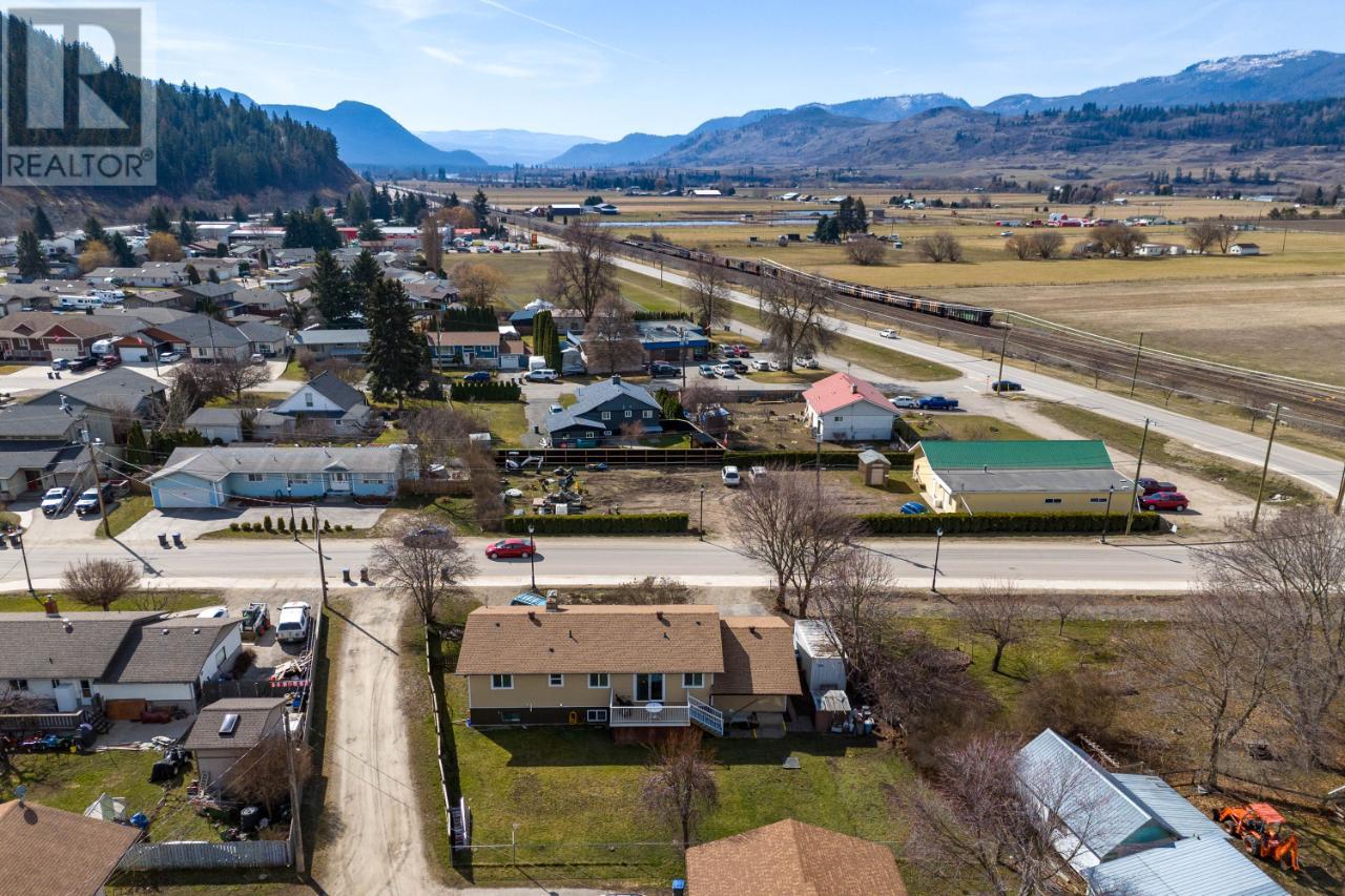 319 Brooke Drive, Chase, British Columbia  V0E 1M0 - Photo 33 - 177409