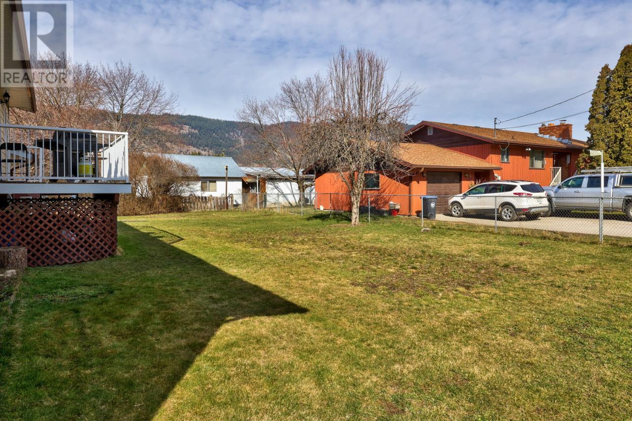 319 Brooke Drive, Chase, British Columbia  V0E 1M0 - Photo 36 - 177409