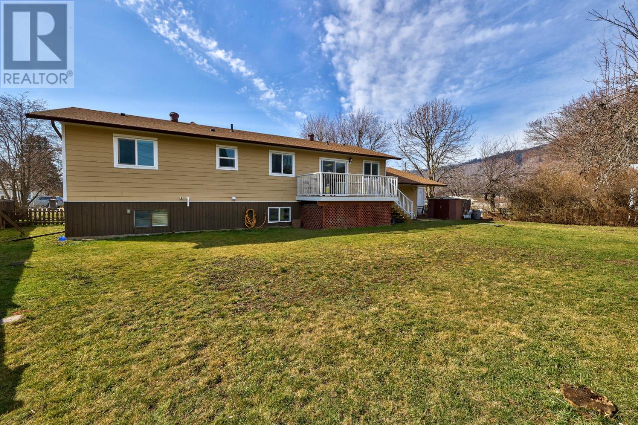 319 Brooke Drive, Chase, British Columbia  V0E 1M0 - Photo 37 - 177409