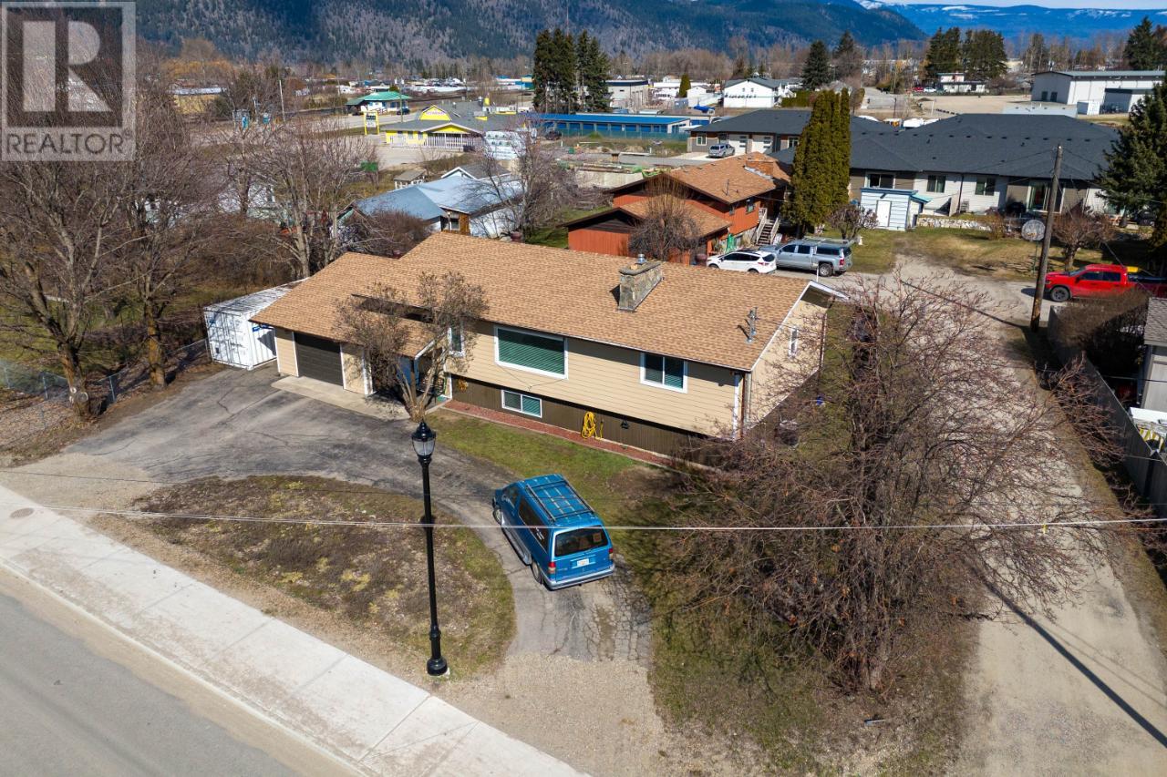 319 Brooke Drive, Chase, British Columbia  V0E 1M0 - Photo 7 - 177409