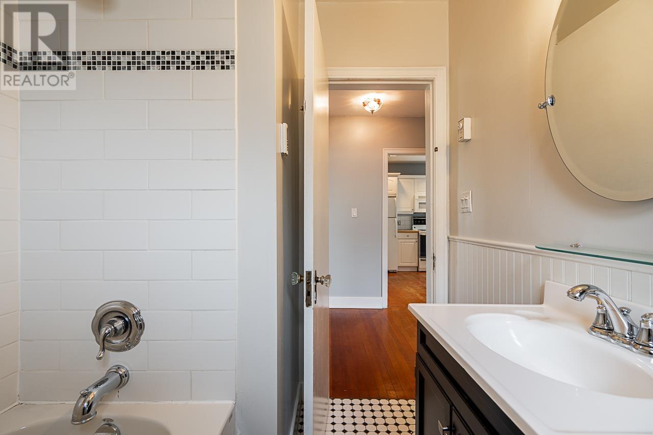 321 Devoy Street, New Westminster, British Columbia  V3L 4E8 - Photo 19 - R2862722