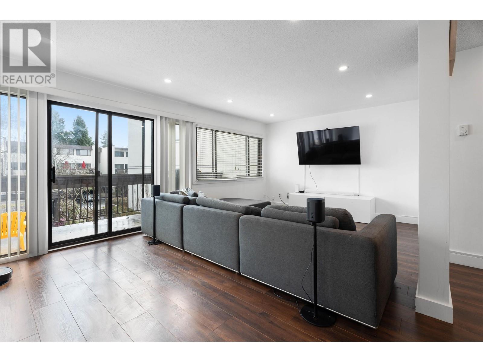 8 7311 Montecito Drive, Burnaby, British Columbia  V5A 1R2 - Photo 7 - R2862922