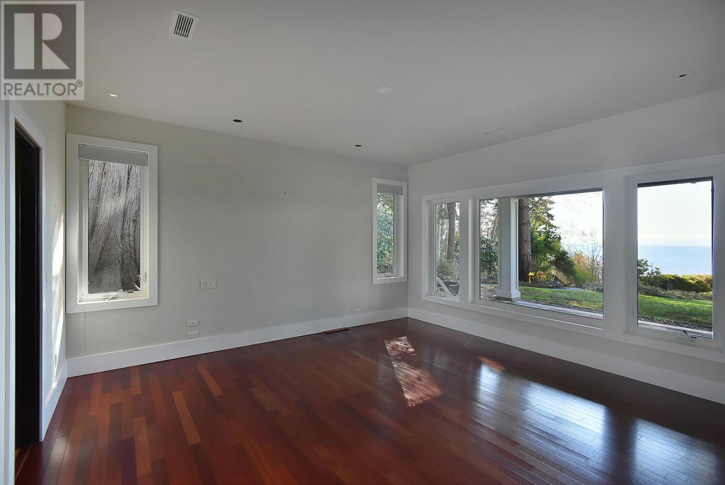 8065 Redrooffs Road, Halfmoon Bay, British Columbia  V7Z 1A5 - Photo 13 - R2862910