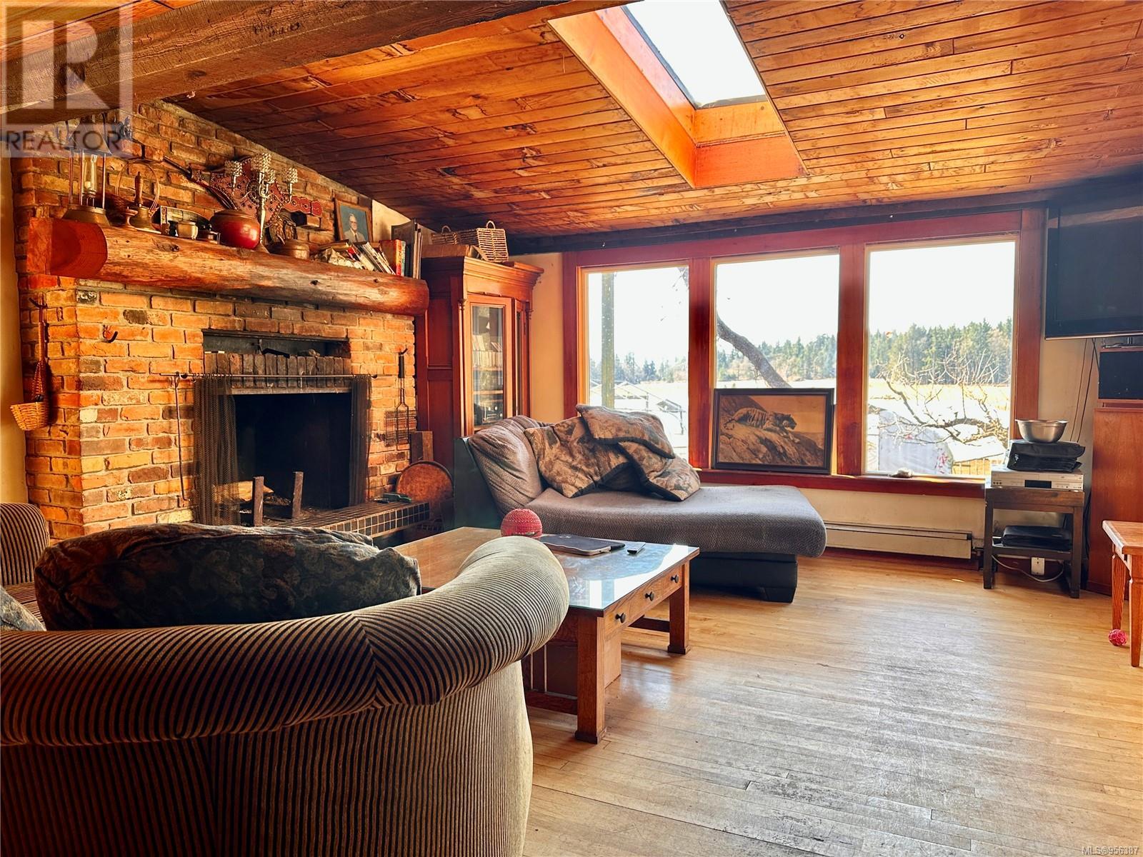 243 Cape Mudge Rd, Quadra Island, British Columbia  V0P 1N0 - Photo 6 - 956387