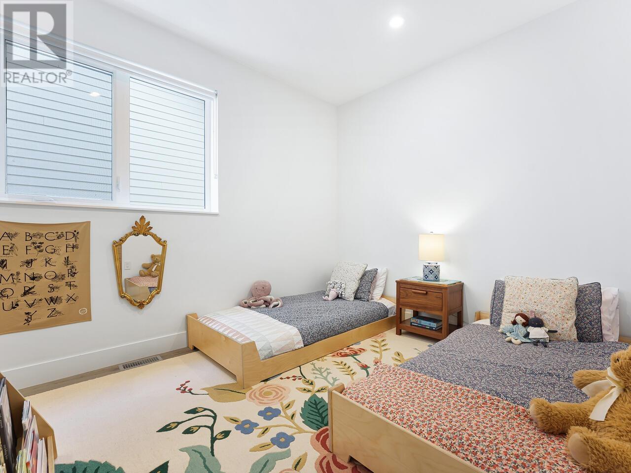 1030 E 14th Avenue, Vancouver, British Columbia  V5T 2N9 - Photo 12 - R2862998