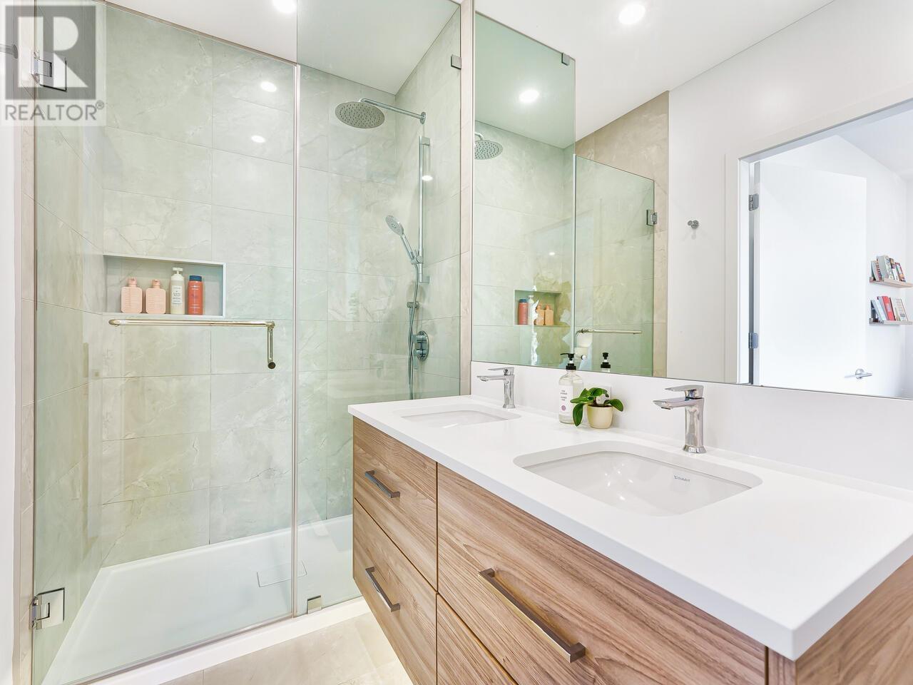 1030 E 14th Avenue, Vancouver, British Columbia  V5T 2N9 - Photo 18 - R2862998