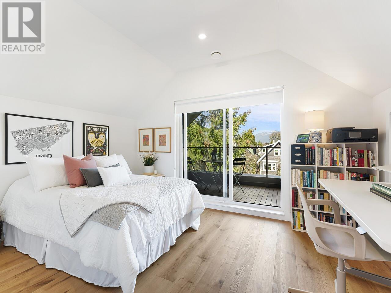 1030 E 14th Avenue, Vancouver, British Columbia  V5T 2N9 - Photo 19 - R2862998