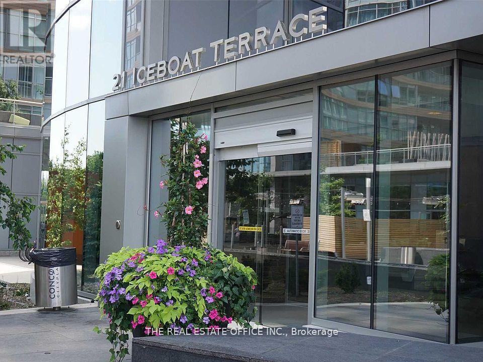 4702 - 21 Iceboat Terrace, Toronto, Ontario  M5V 4A9 - Photo 23 - C8173610