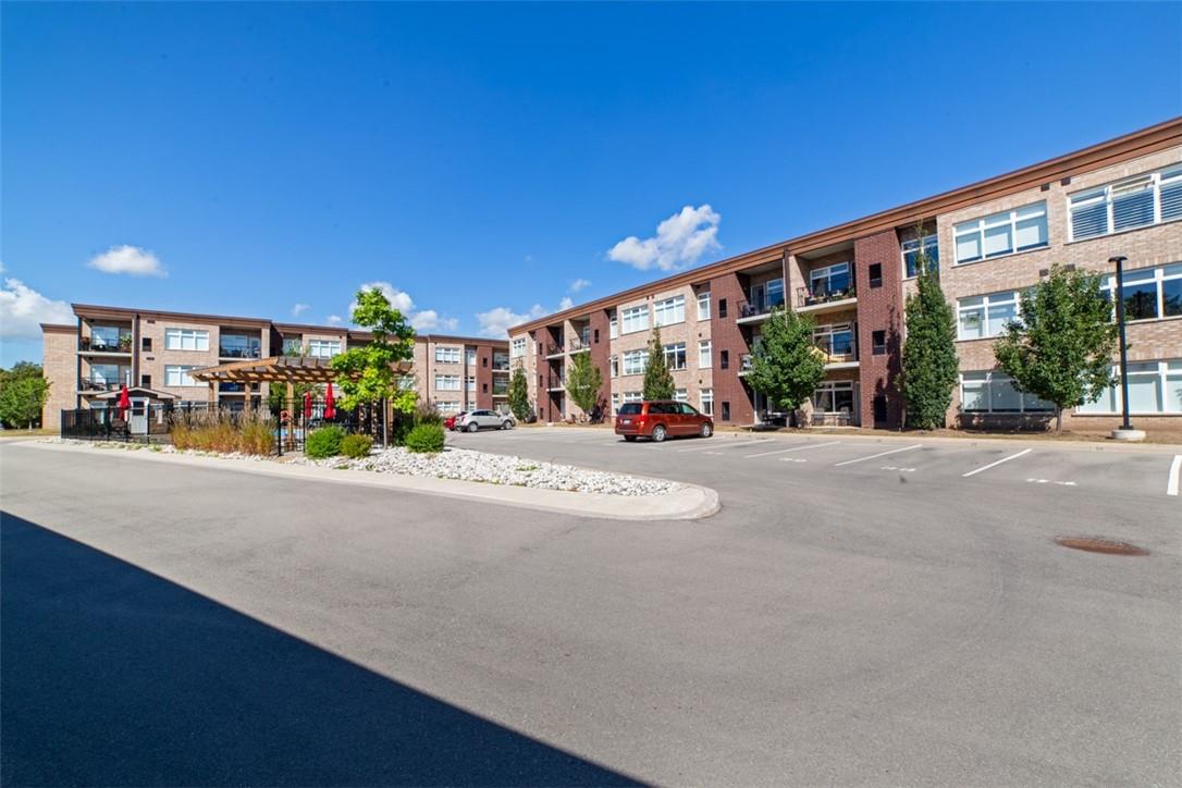 4644 Pettit Avenue|Unit #323, niagara falls, Ontario