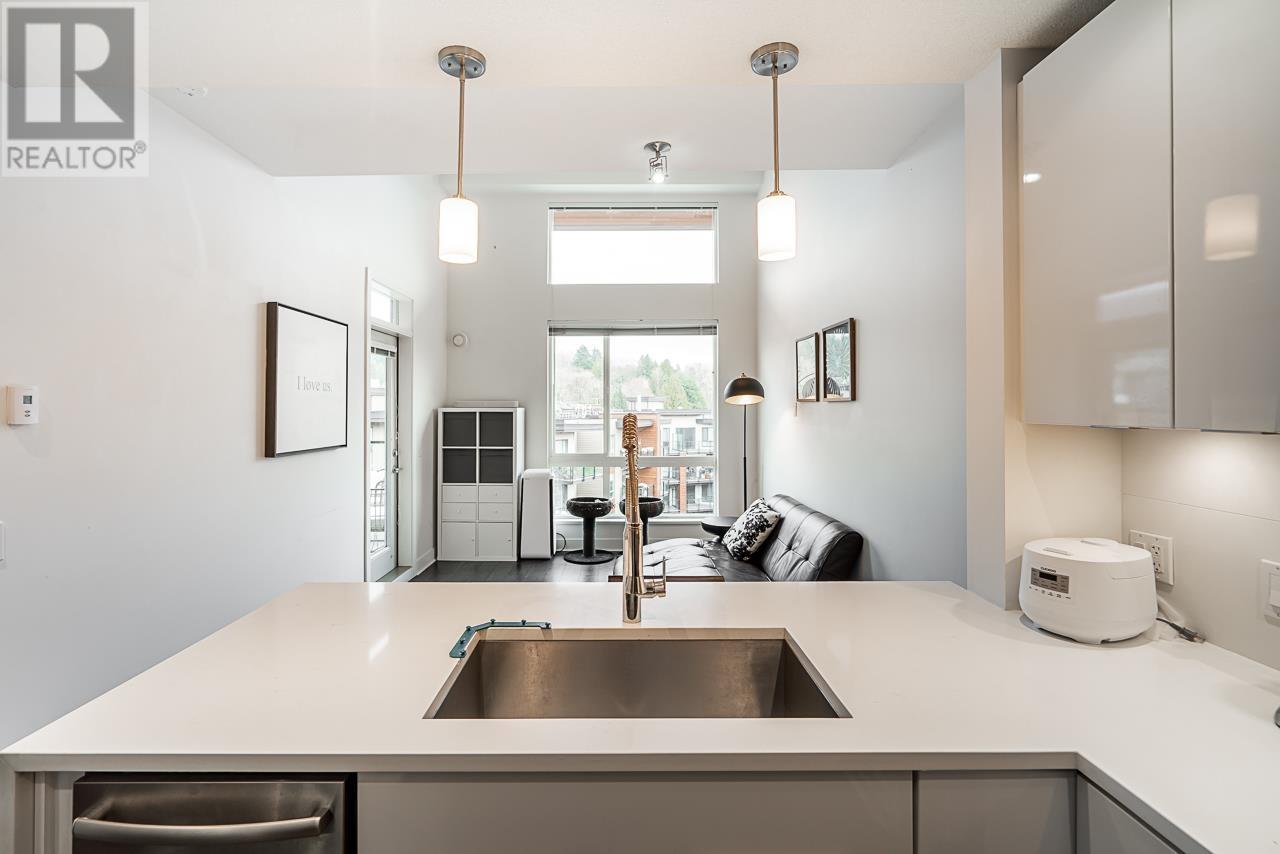 733 W 3rd Street, North Vancouver, British Columbia  V7M 0C8 - Photo 4 - R2863041
