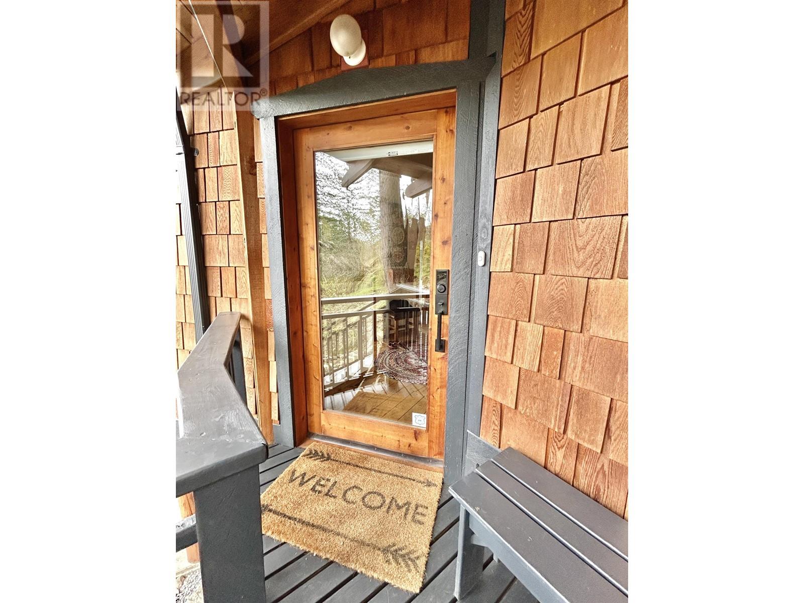 395 Skyline Drive, Gibsons, British Columbia  V0N 1V8 - Photo 12 - R2863040