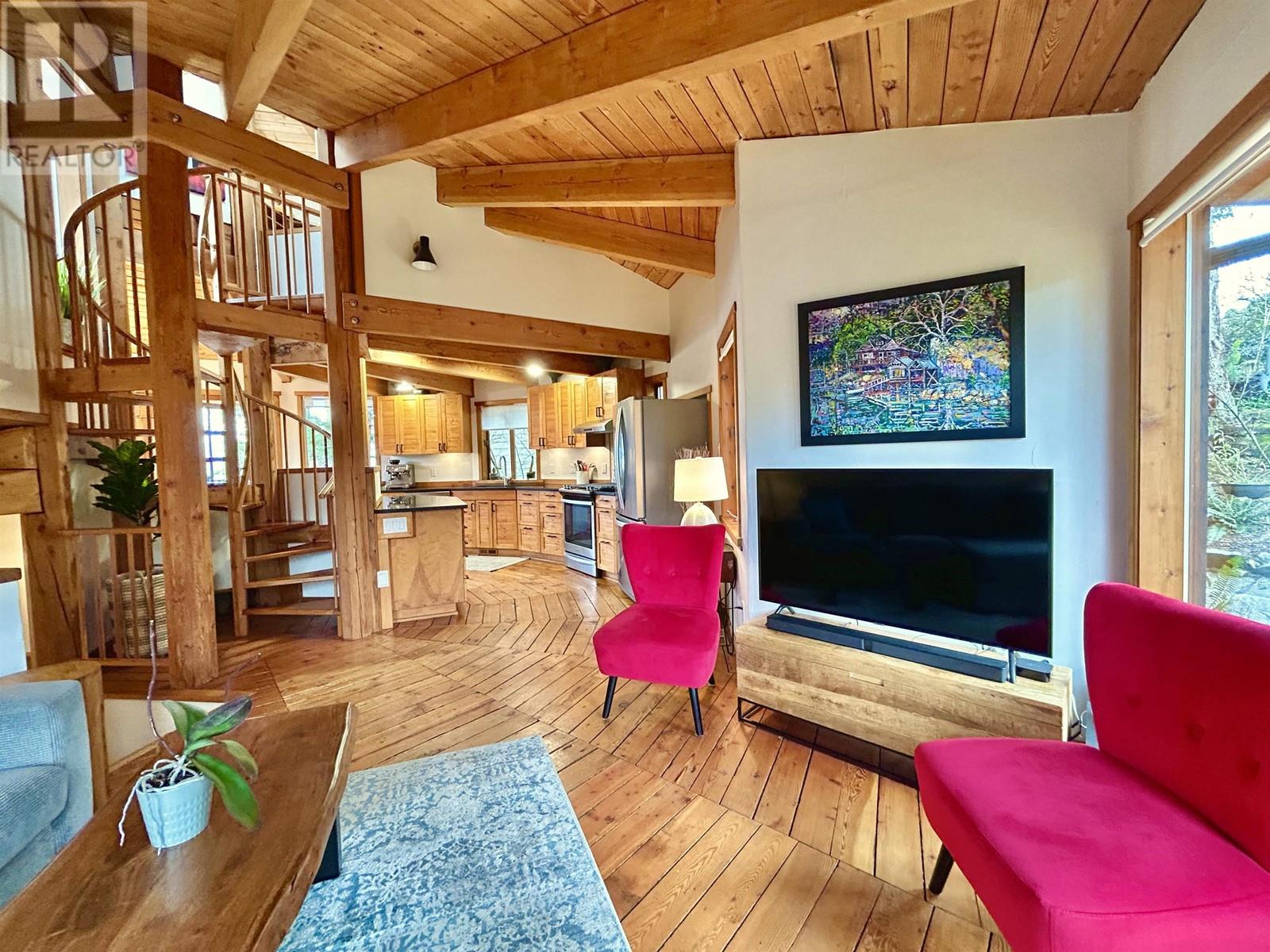 395 Skyline Drive, Gibsons, British Columbia  V0N 1V8 - Photo 13 - R2863040